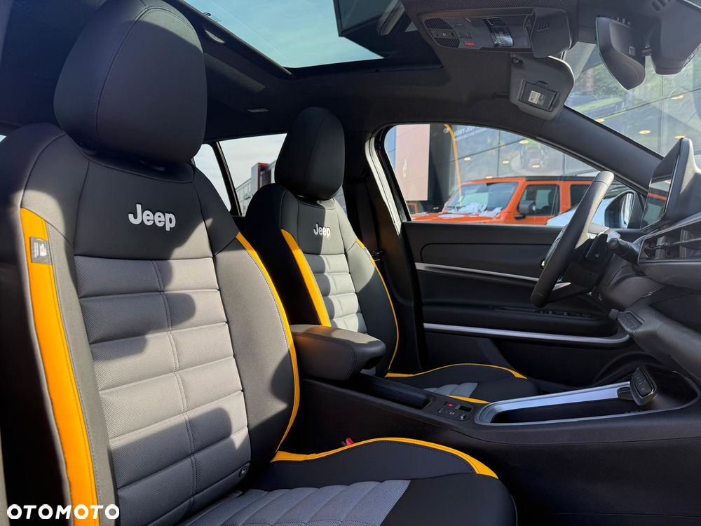 Jeep Avenger 1.2 T3 mHEV The North Face 4xe eDCT6 - 7