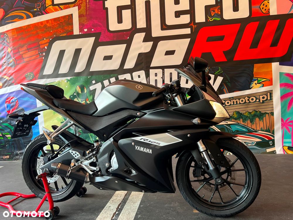 Yamaha YZF - 6