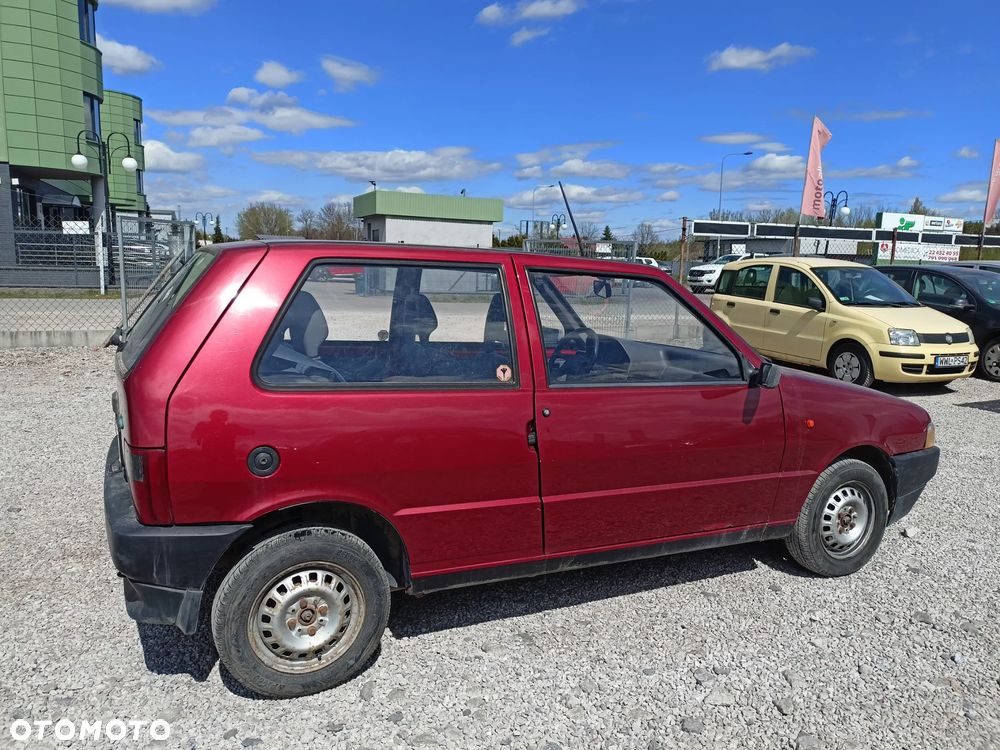 Fiat Uno 899 - 4