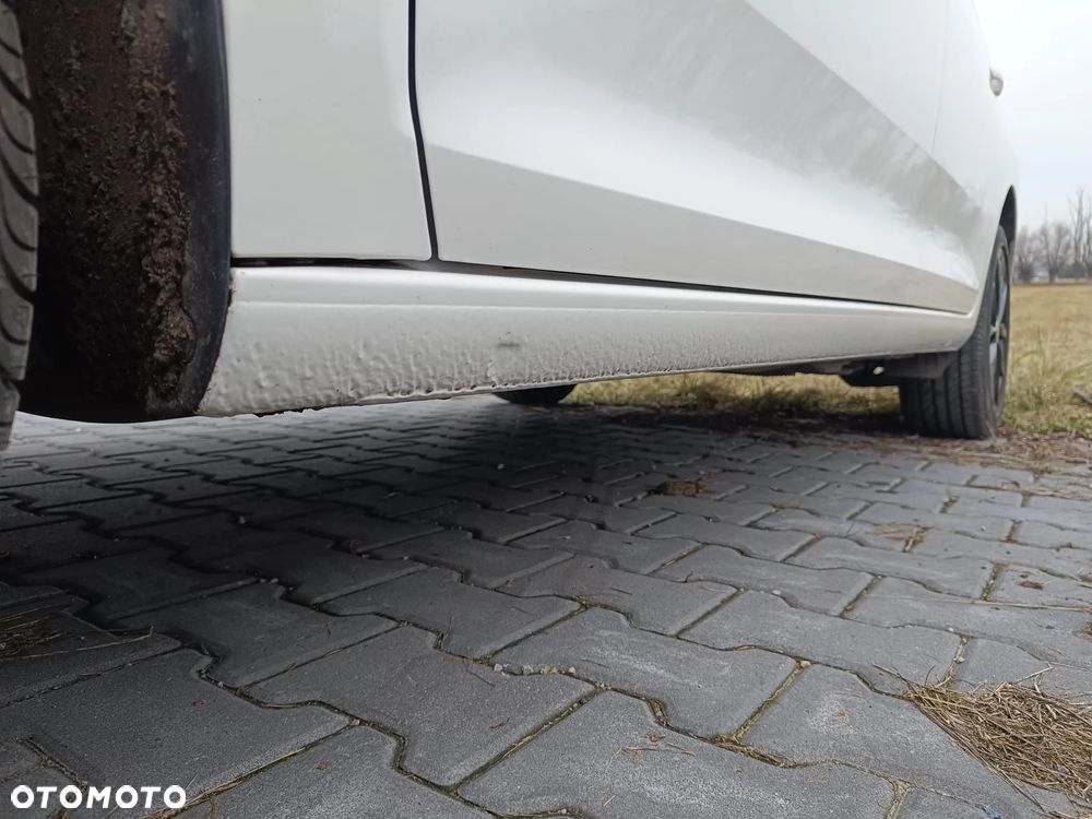 Skoda RAPID 1.0 TSI Style - 16