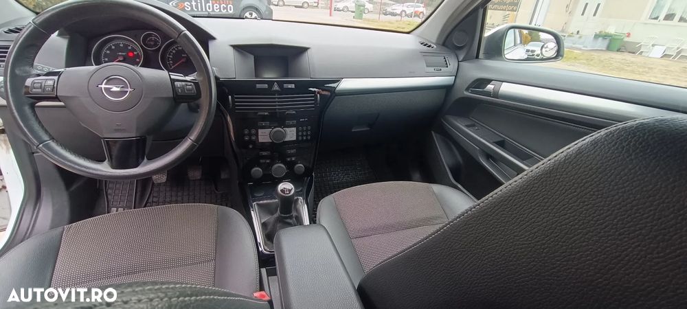 Opel Astra 1.6 - 17