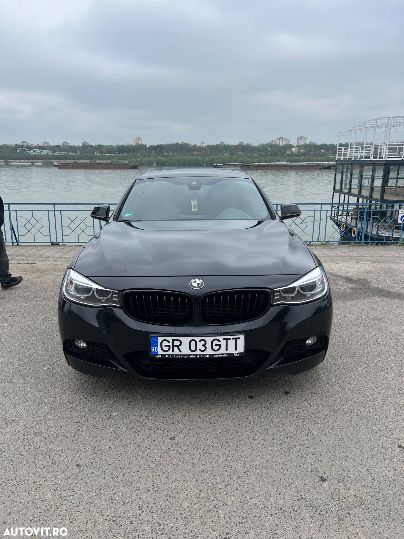 BMW Seria 3 - 1