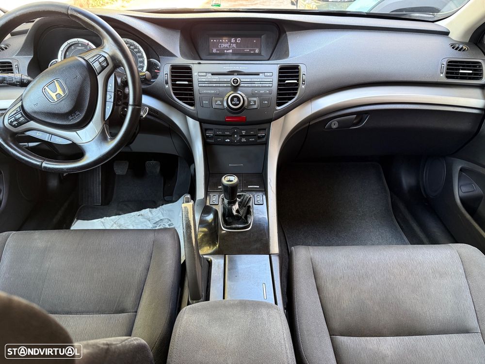 Honda Accord Tourer 2.2 i-DTEC Executive Top E.Limitada - 5