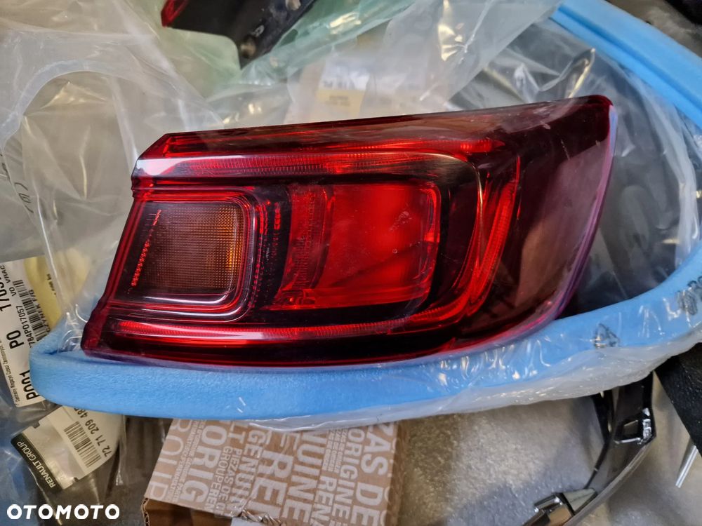 Lampa prawy tył  Renault  talizman  sedan - 2