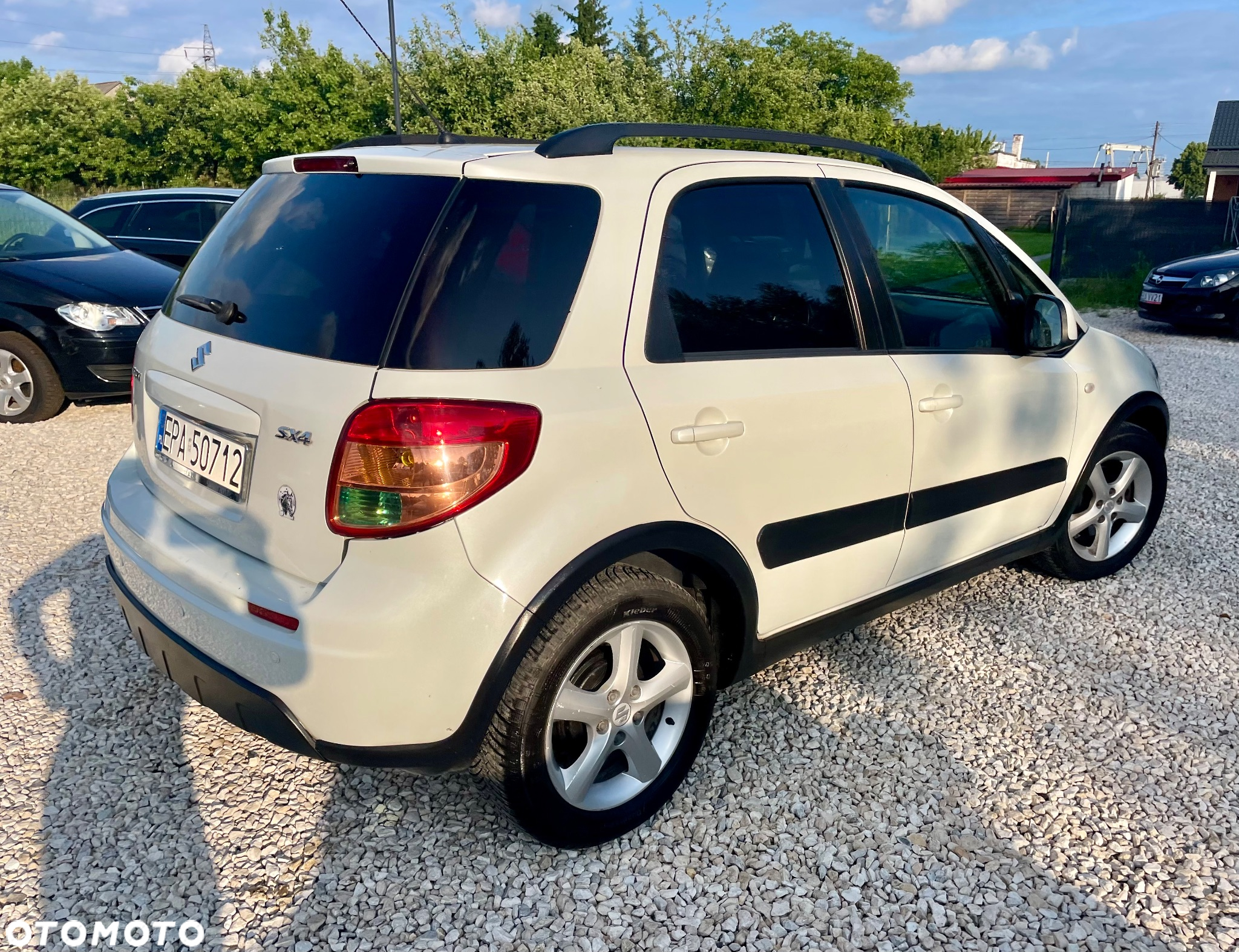 Suzuki SX4 1.6 Comfort - 17