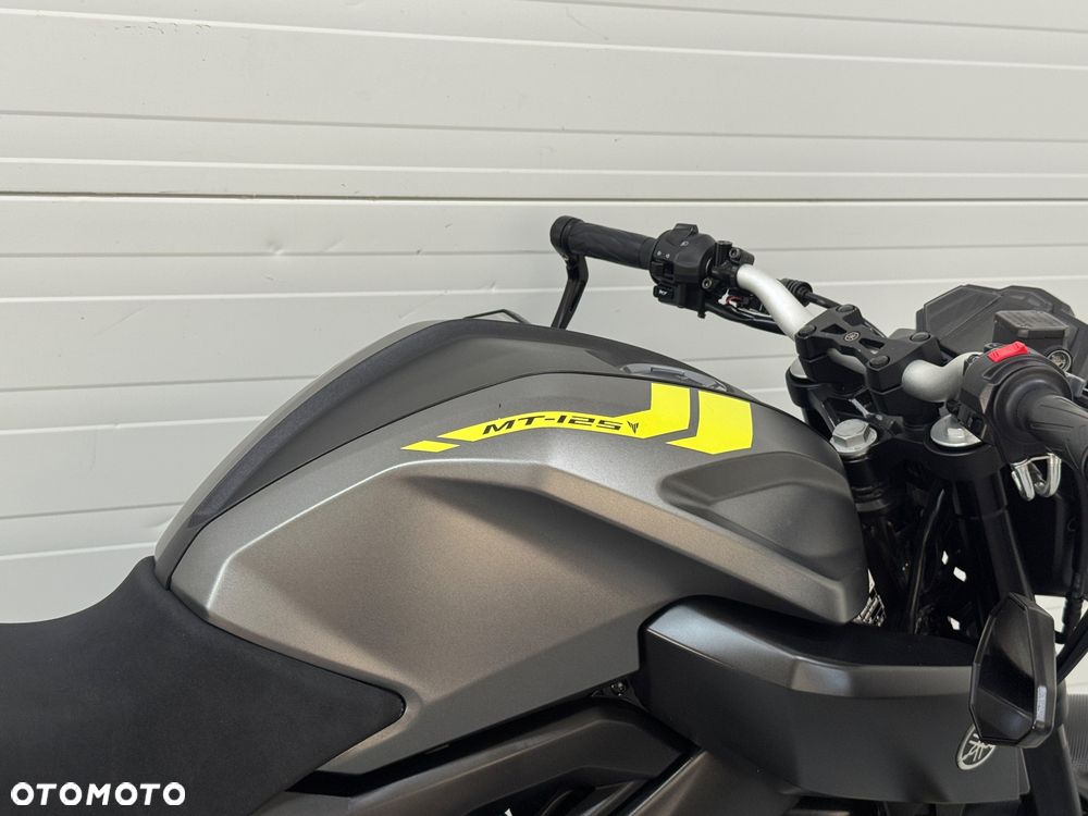 Yamaha MT - 7