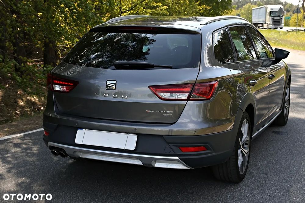 Seat Leon 2.0 TDI X-Perience S&S 4Drive - 19