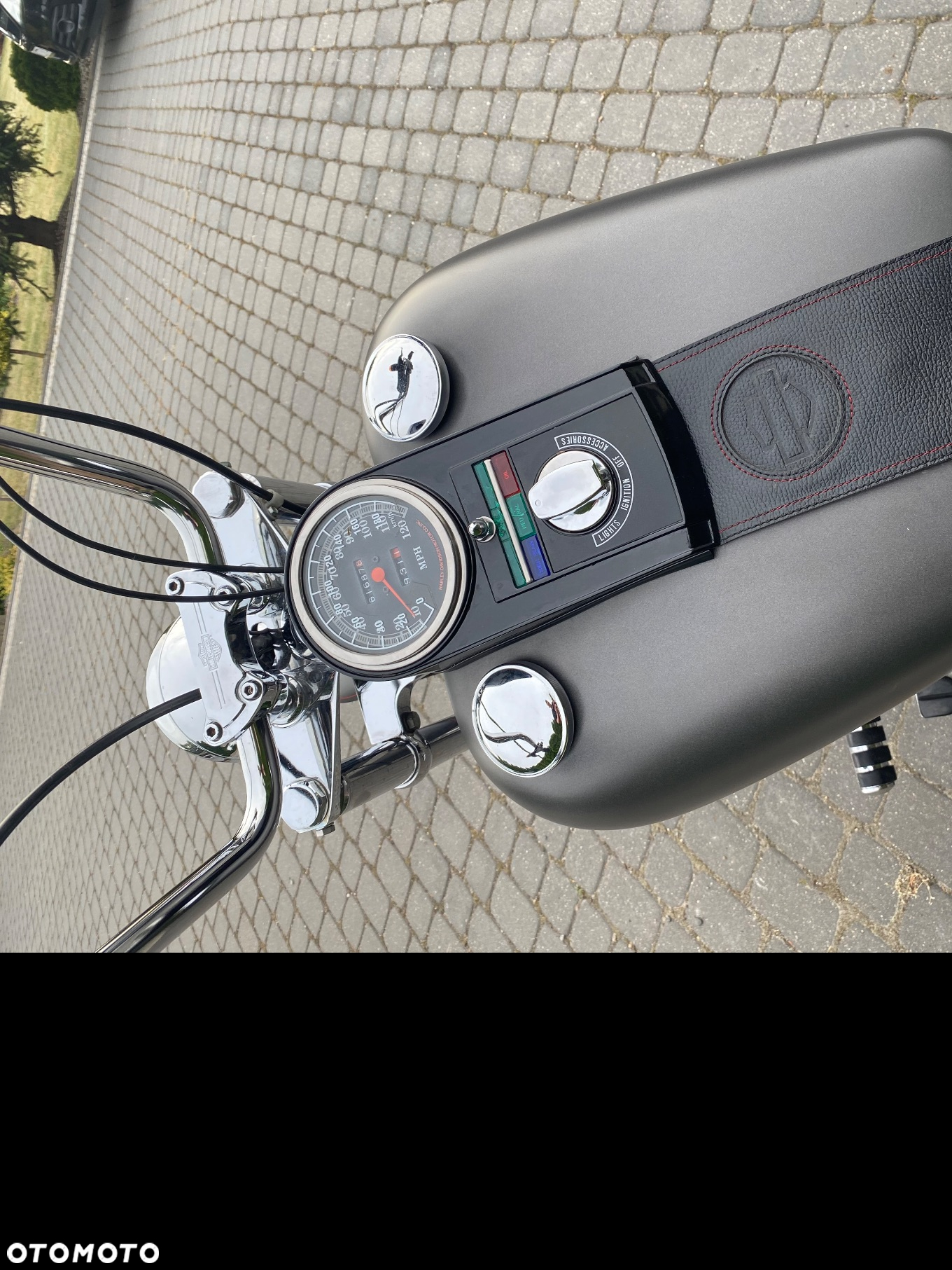 Harley-Davidson Softail Custom - 9