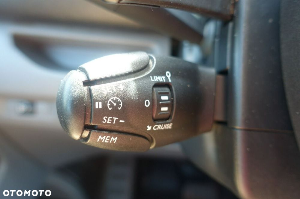 Peugeot Expert - 24