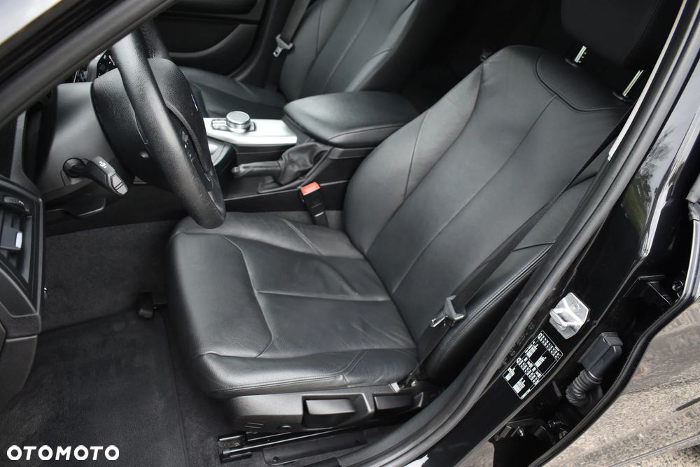 BMW Seria 1 120d Edition M Sport Shadow - 6