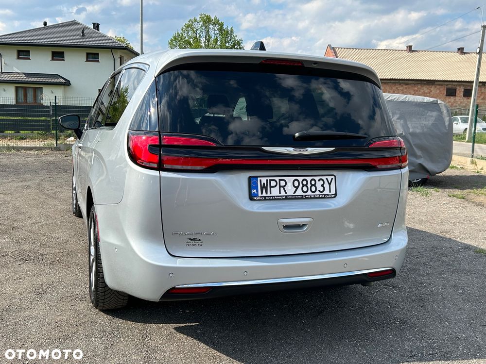 Chrysler Pacifica - 7