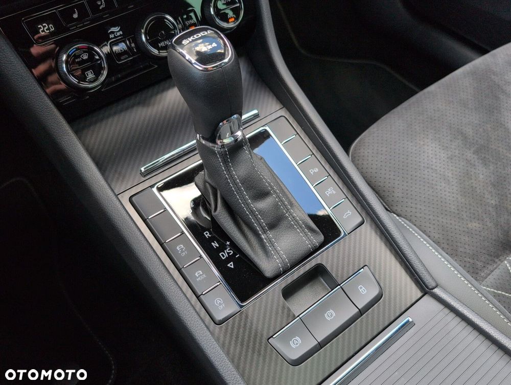 Skoda Superb 2.0 TSI 4x4 Sportline DSG - 33