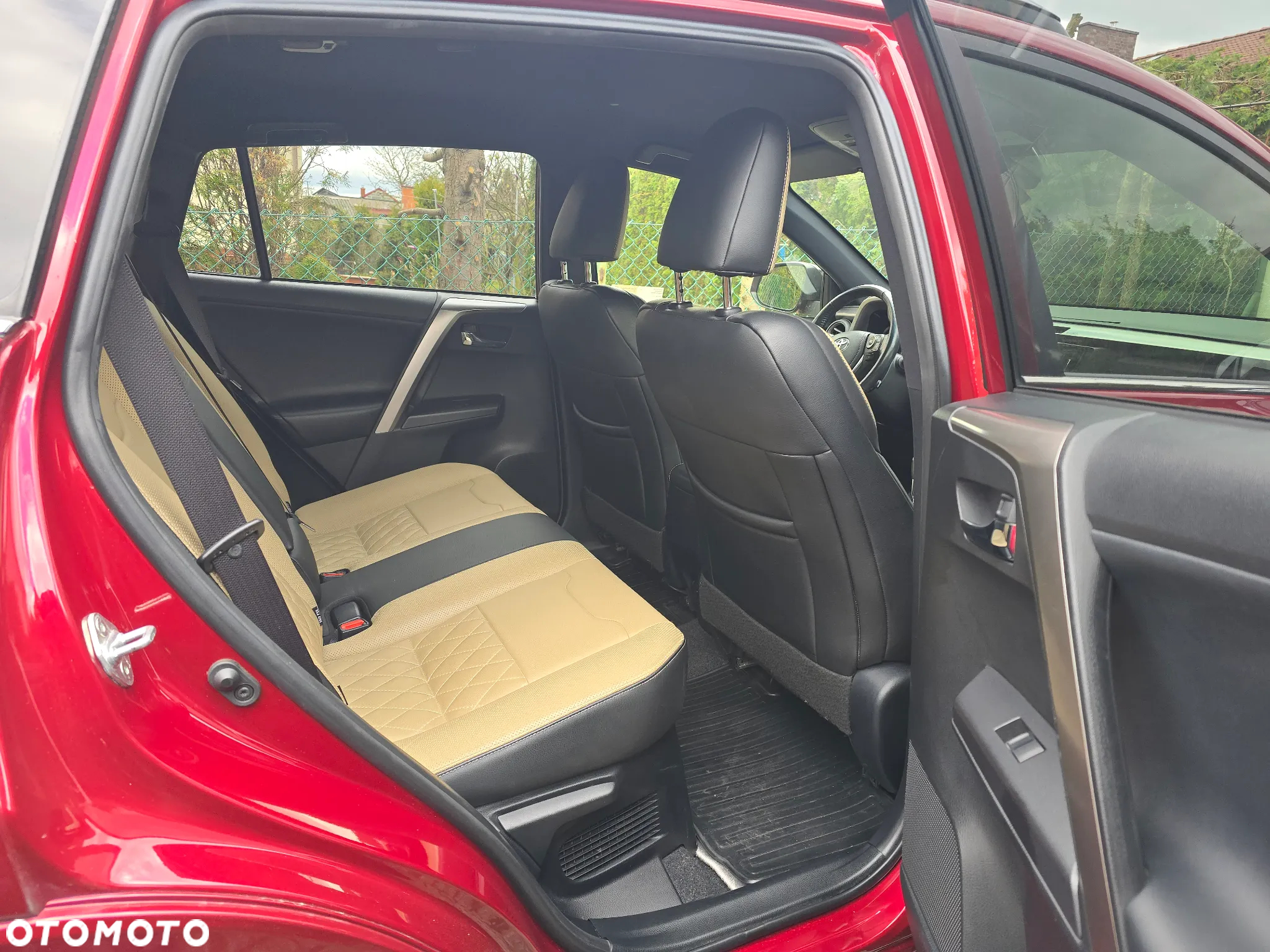 Toyota RAV4 Hybrid Selection 4x2 - 13