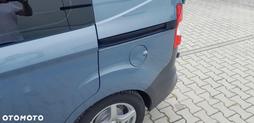 Ford Tourneo Courier 2018 photo 2