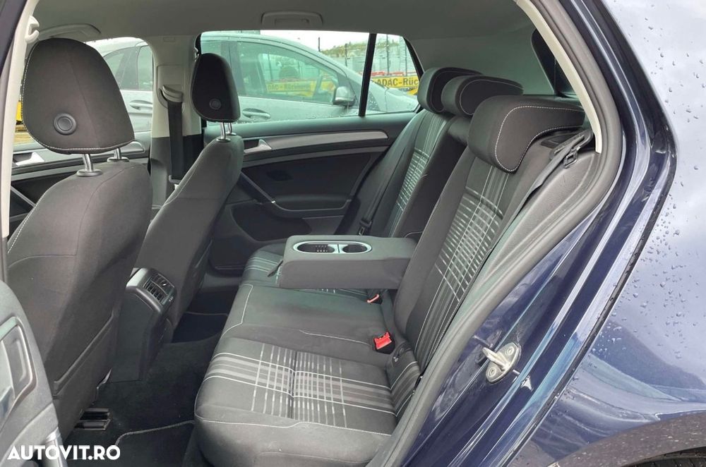 Volkswagen Golf 1.2 TSI BlueMotion Technology DSG Lounge - 24