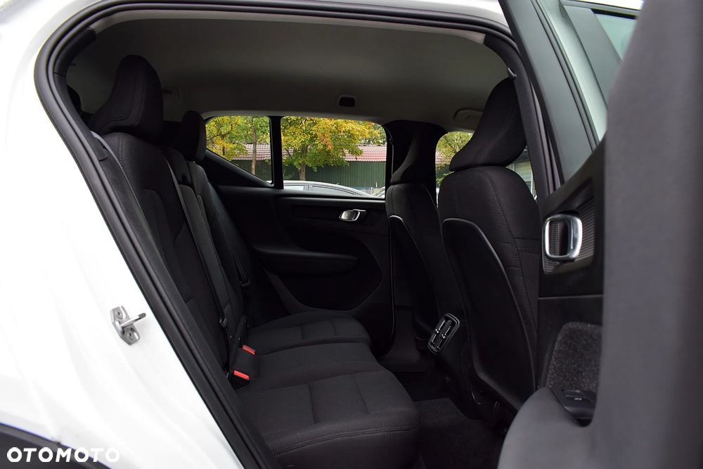 Volvo XC 40 T3 Momentum - 7