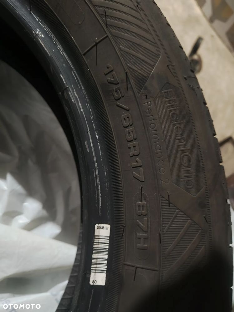 4x Opony letnie Goodyear EfficientGrip Performance 2 87H - 3