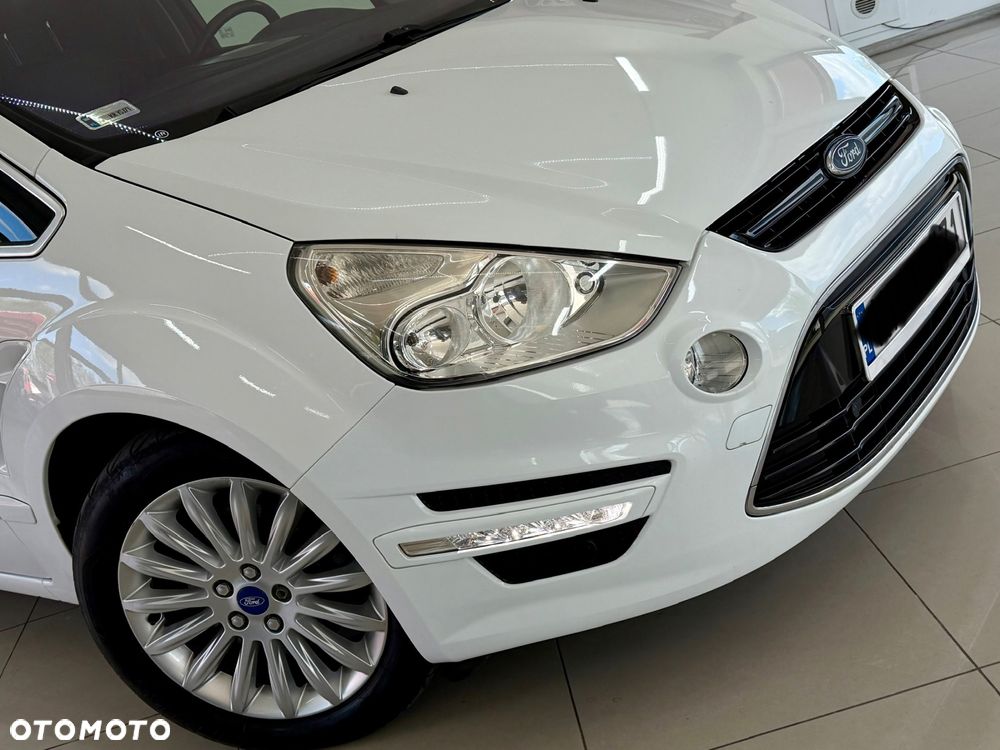 Ford S-Max 2.0 TDCi DPF Titanium X - 26