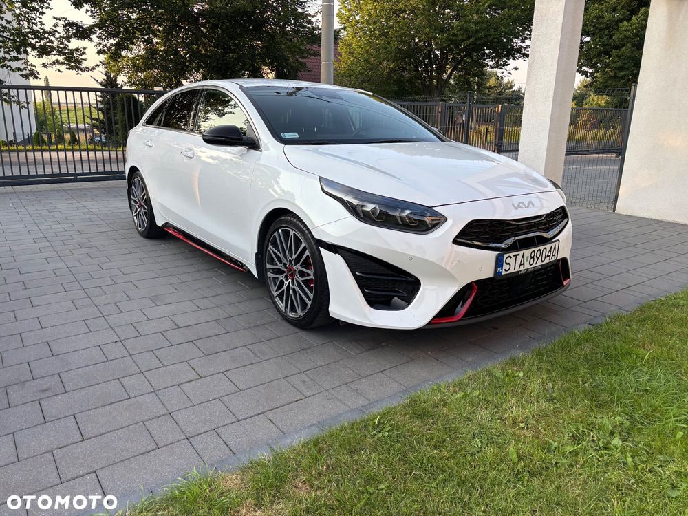 Kia ProCeed - 8