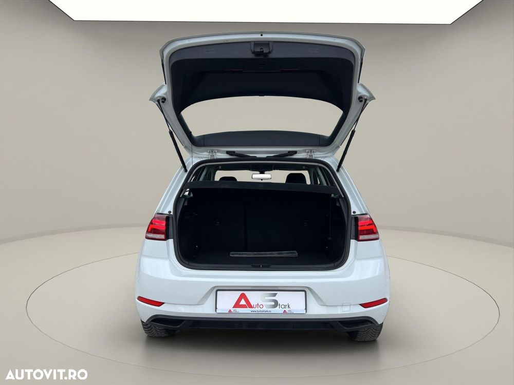 VOLKSWAGEN Golf 2020 — imagine 36