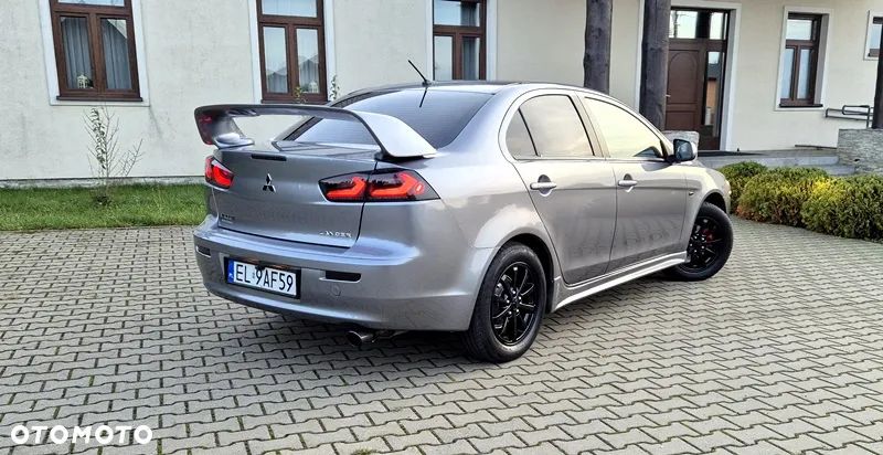 Mitsubishi Lancer 1.6 Invite - 23