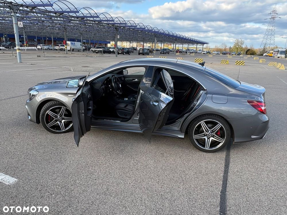 Mercedes-Benz CLA 250 4Matic 7G-DCT AMG Line - 19