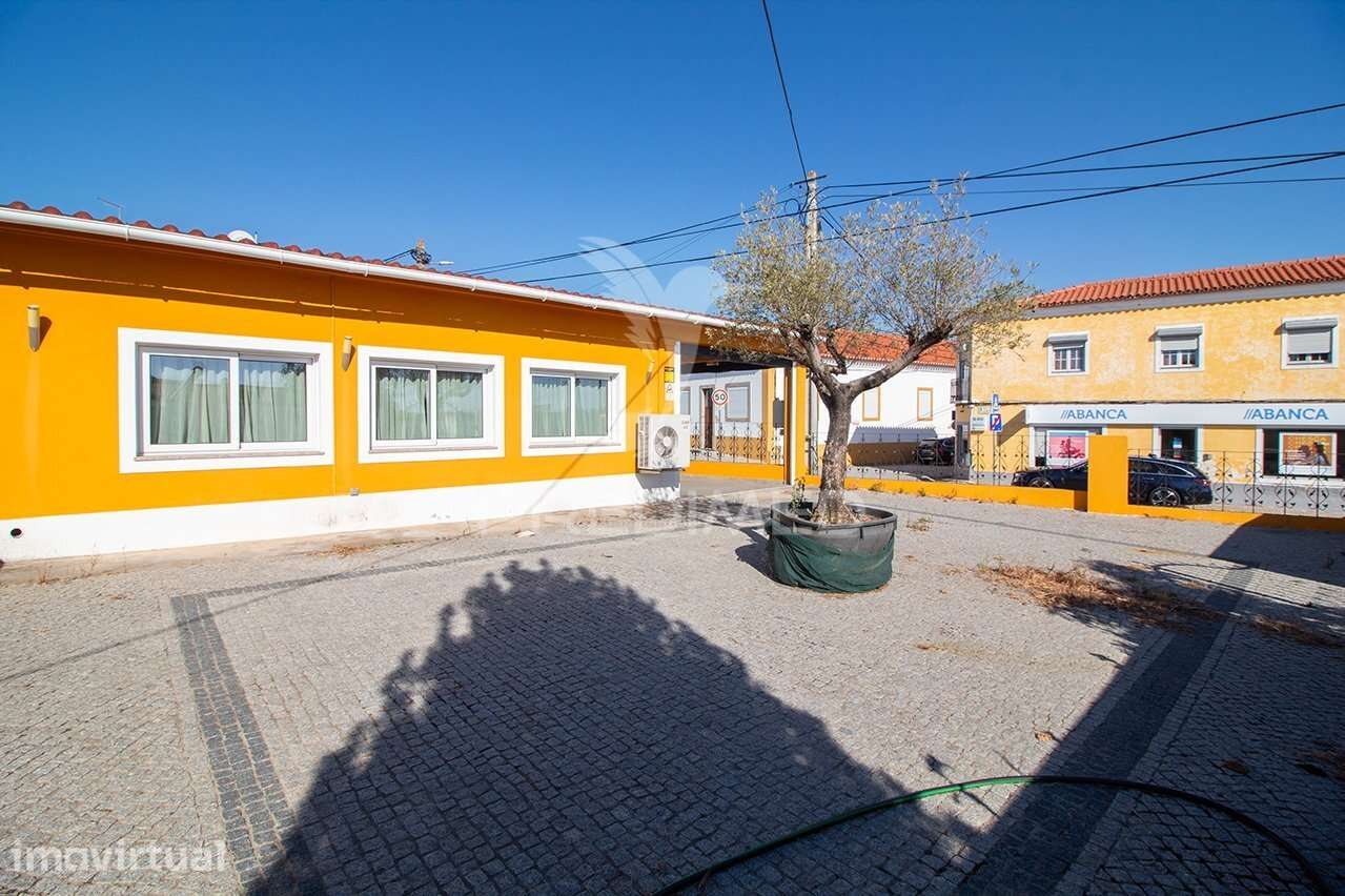 Moradia em lote de 591m2 - Grande imagem: 5/25