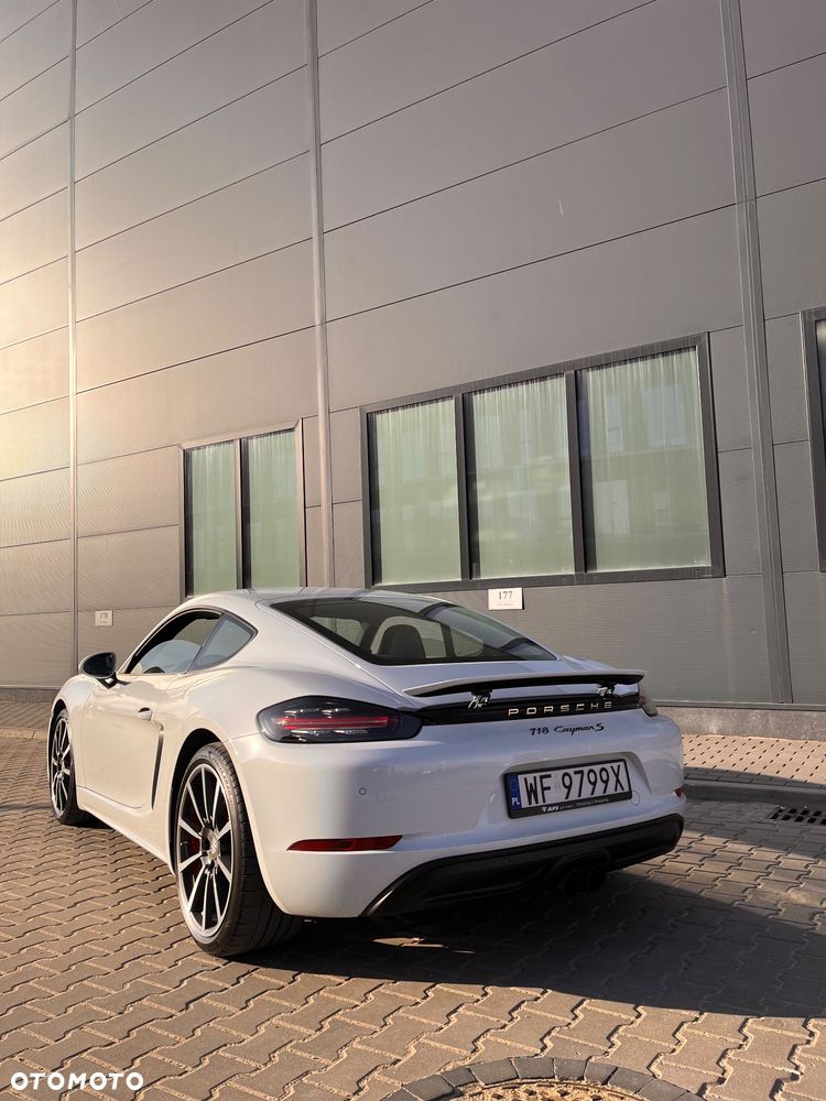 Porsche 718 Cayman - 6