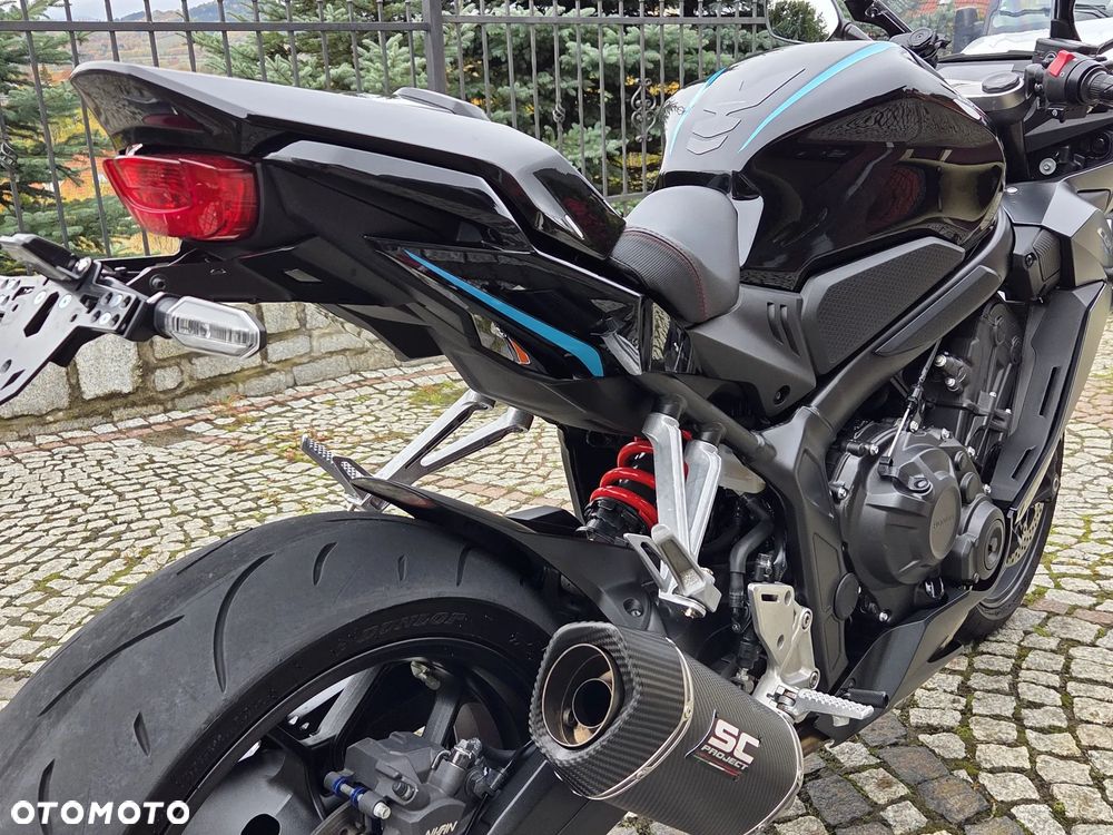 Honda CBR - 36