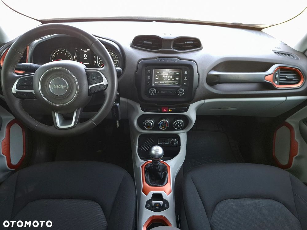 Jeep Renegade 1.4 MultiAir Longitude - 16