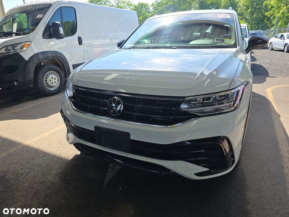 Volkswagen Tiguan - 3