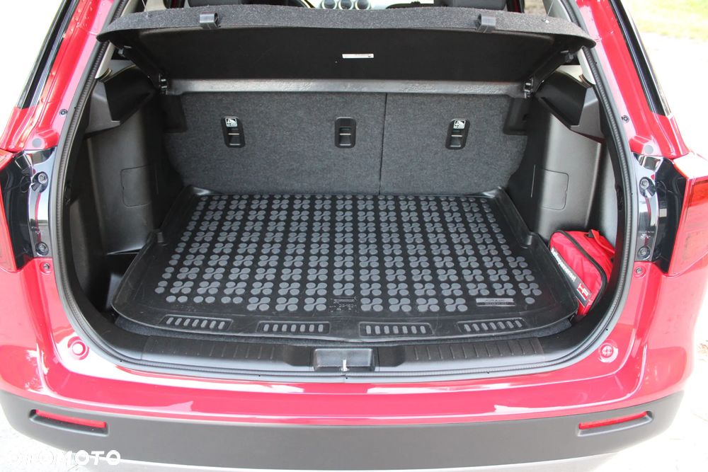 Suzuki Vitara 1.4 Boosterjet SHVS Premium 2WD - 21