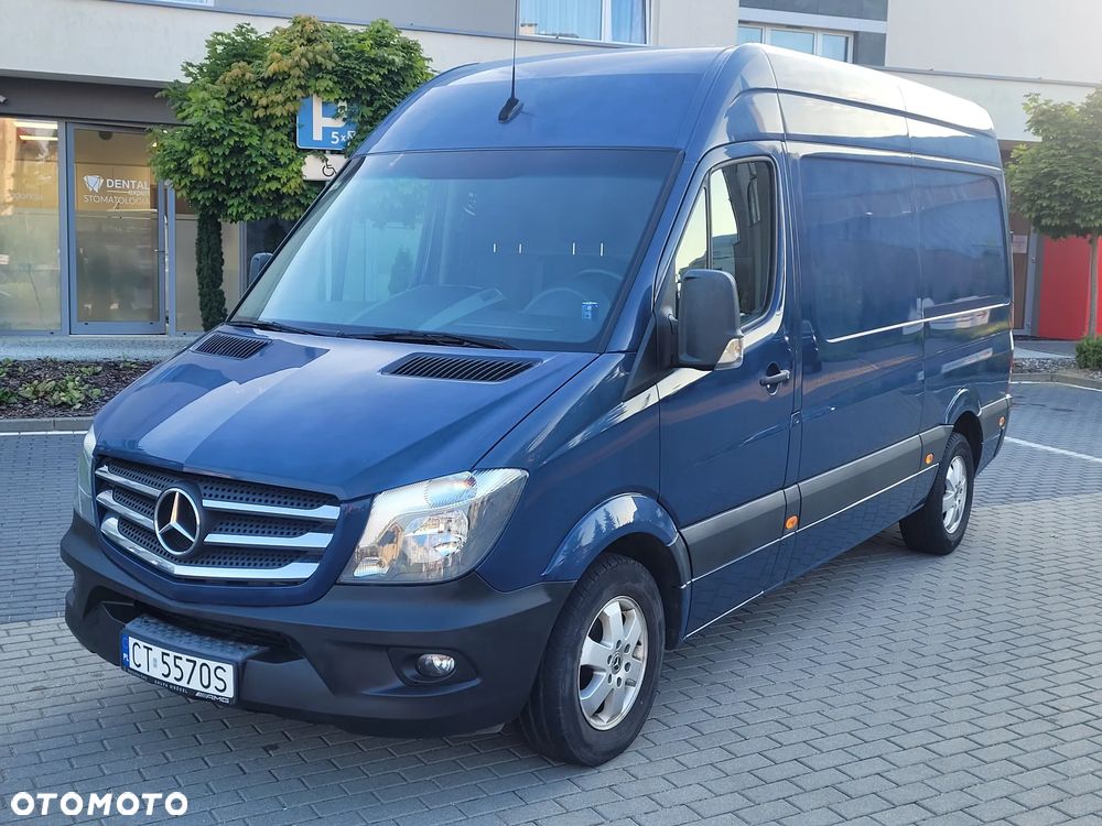 Mercedes-Benz Sprinter - 1
