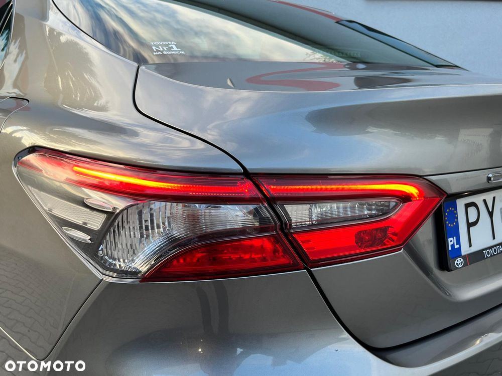 Toyota Camry 2.5 Hybrid Prestige CVT - 19