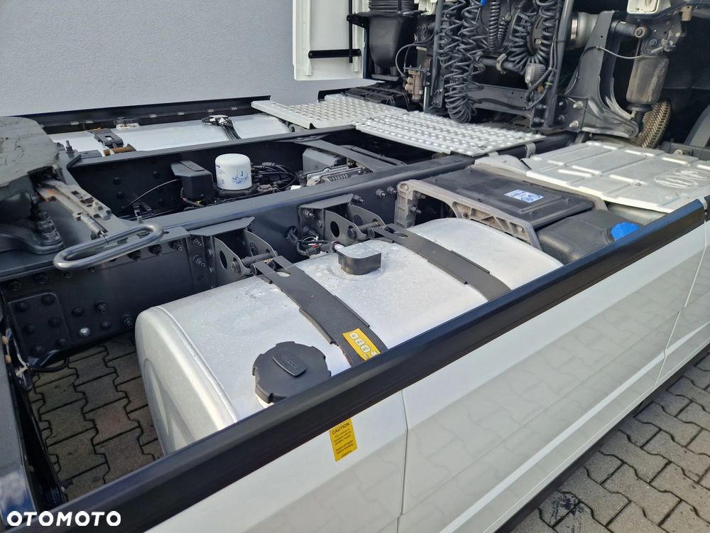Volvo FH500 EURO6 I-PARK COOL OSŁONY MIĘDZYOSIOWE - 10