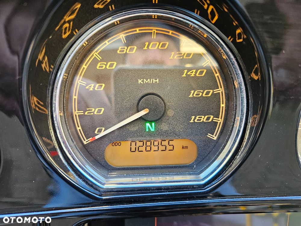 Harley-Davidson Touring Street Glide - 10