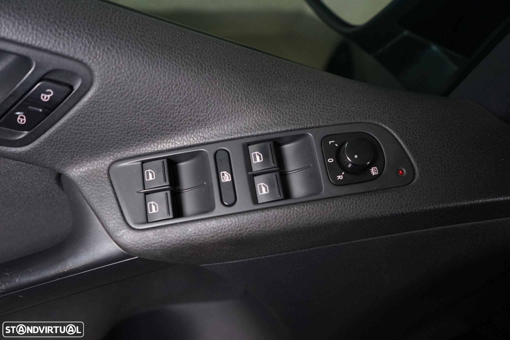 VW Tiguan 2.0 TDi Cup BlueMotion - 19