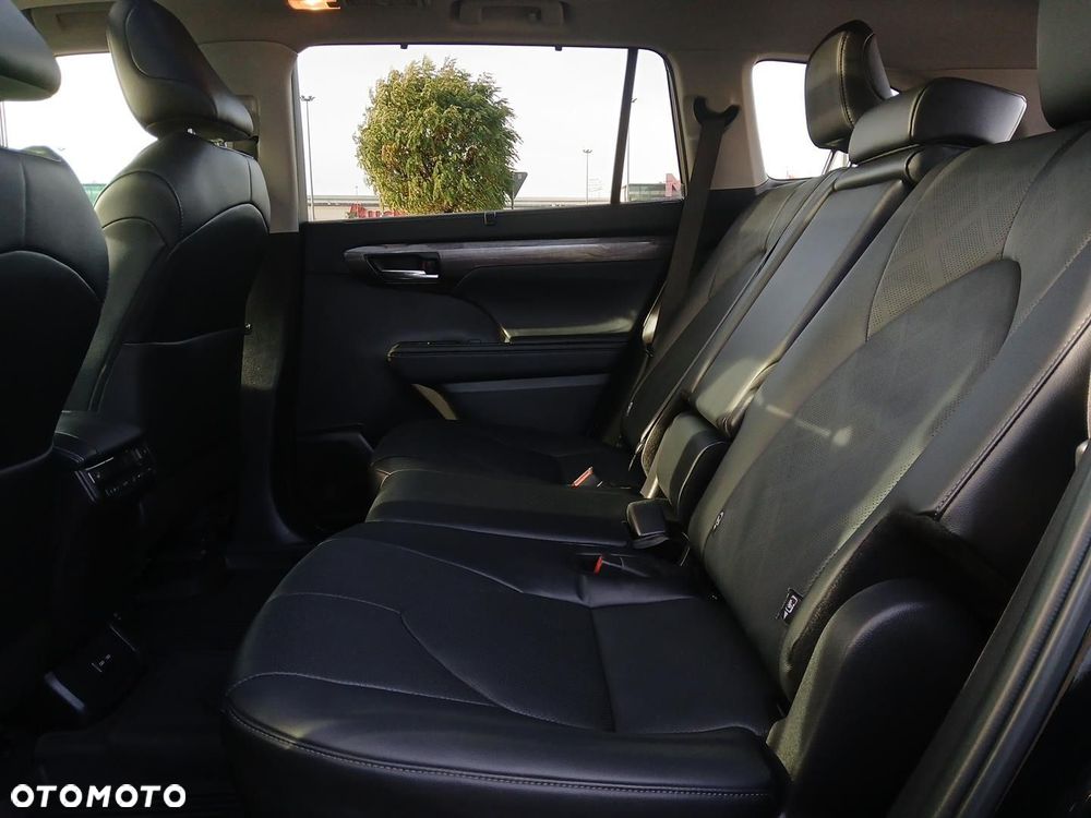 Toyota Highlander - 15