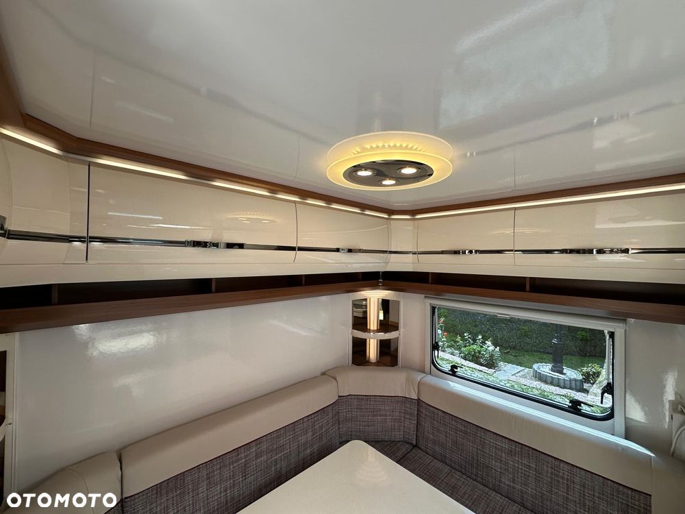 Mercedes-Benz Sprinter Kamper Półintegra Hobby - 27