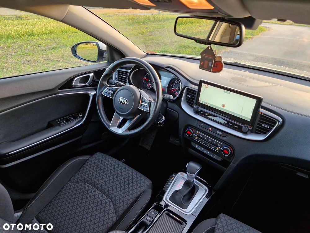Kia Ceed 1.6 CRDi Eco-Dynamics+(48V Mild-Hybr.) DCT7 Vision - 21