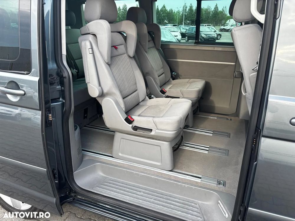 Volkswagen Multivan - 8