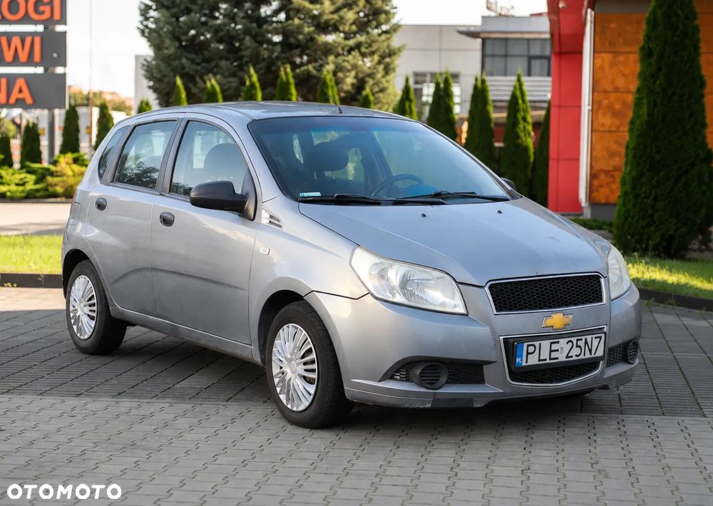 Chevrolet Aveo 1.2 16V LS - 2