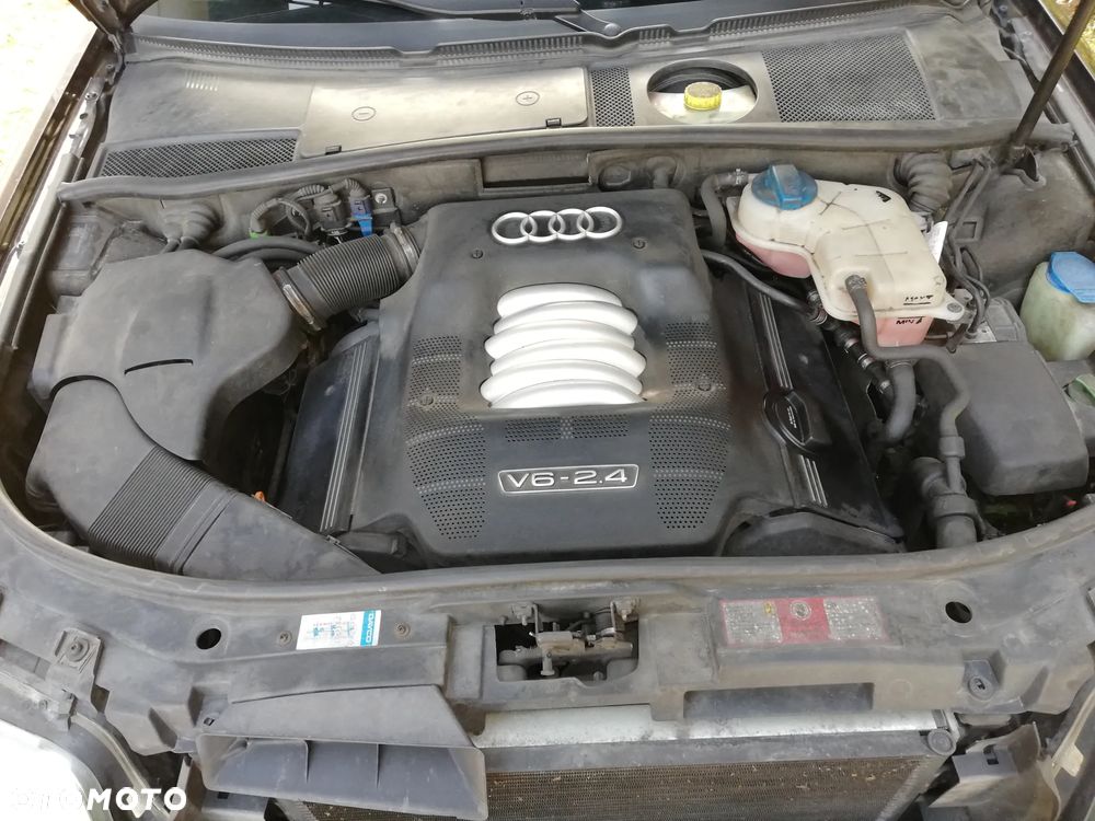 Audi A6 Avant 2.4 Multitronic - 14