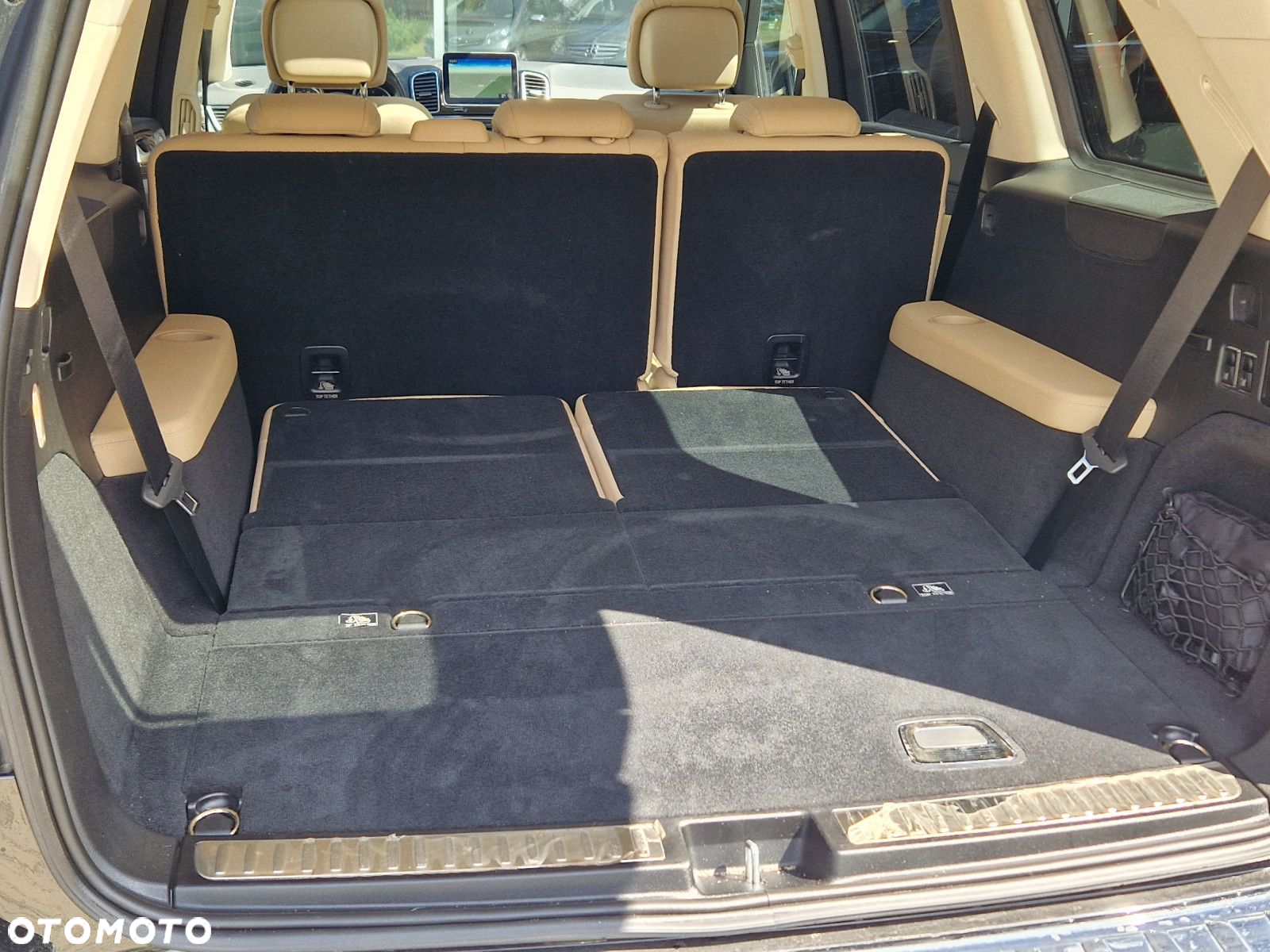 Mercedes-Benz GLS 350 d 4-Matic - 16