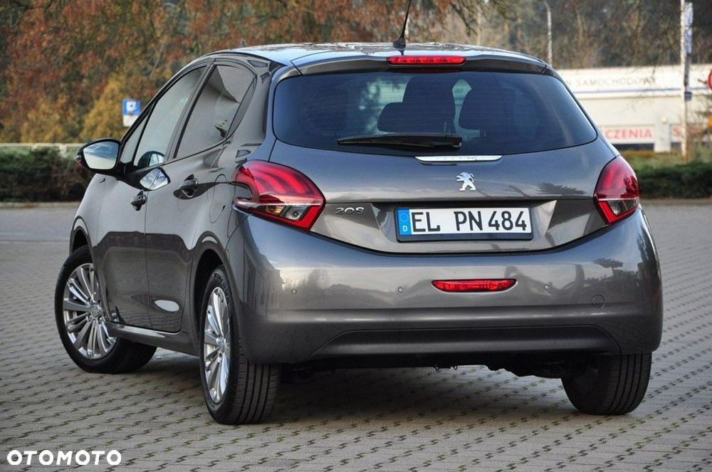 Peugeot 208 PureTech 82 Stop & Start Signature - 23