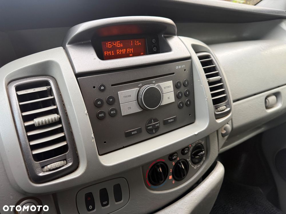 Opel Vivaro - 20