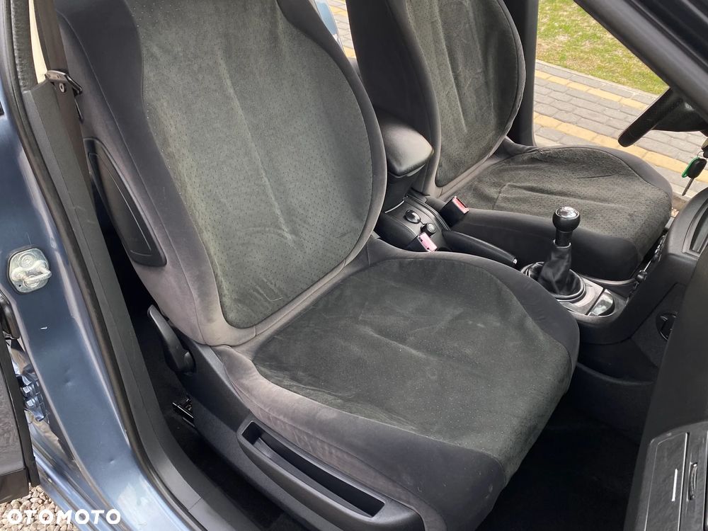 Citroën C4 1.6 16V Exclusive - 36