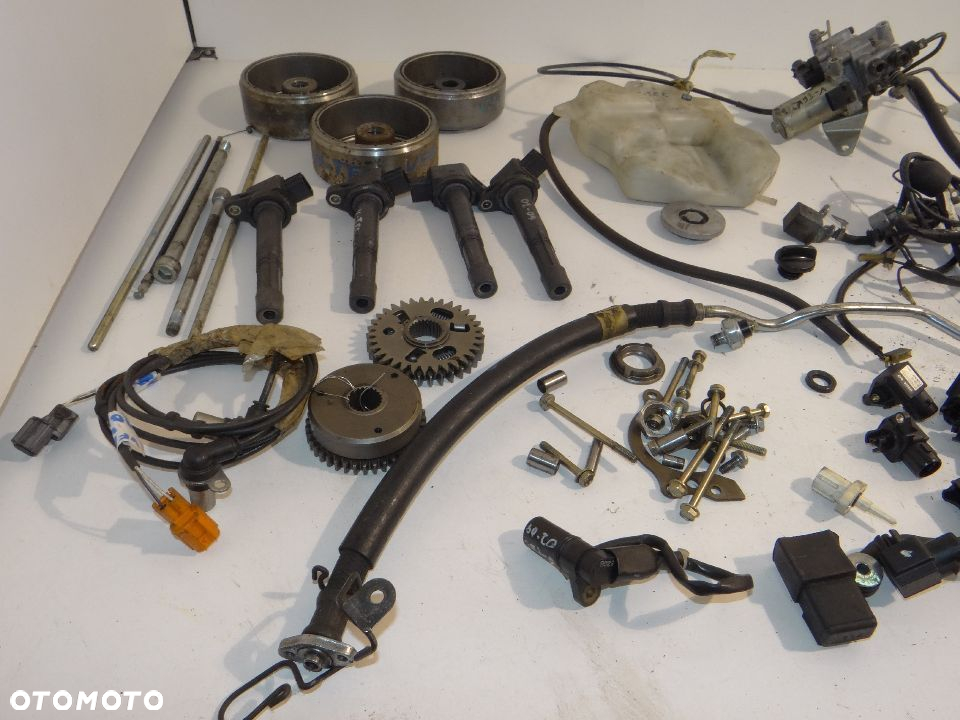 VFR 800 VTEC przekaźnii czujnik cewkofajka wałek rozrządu pokrywa krociec koło magnesowe R115 - 6