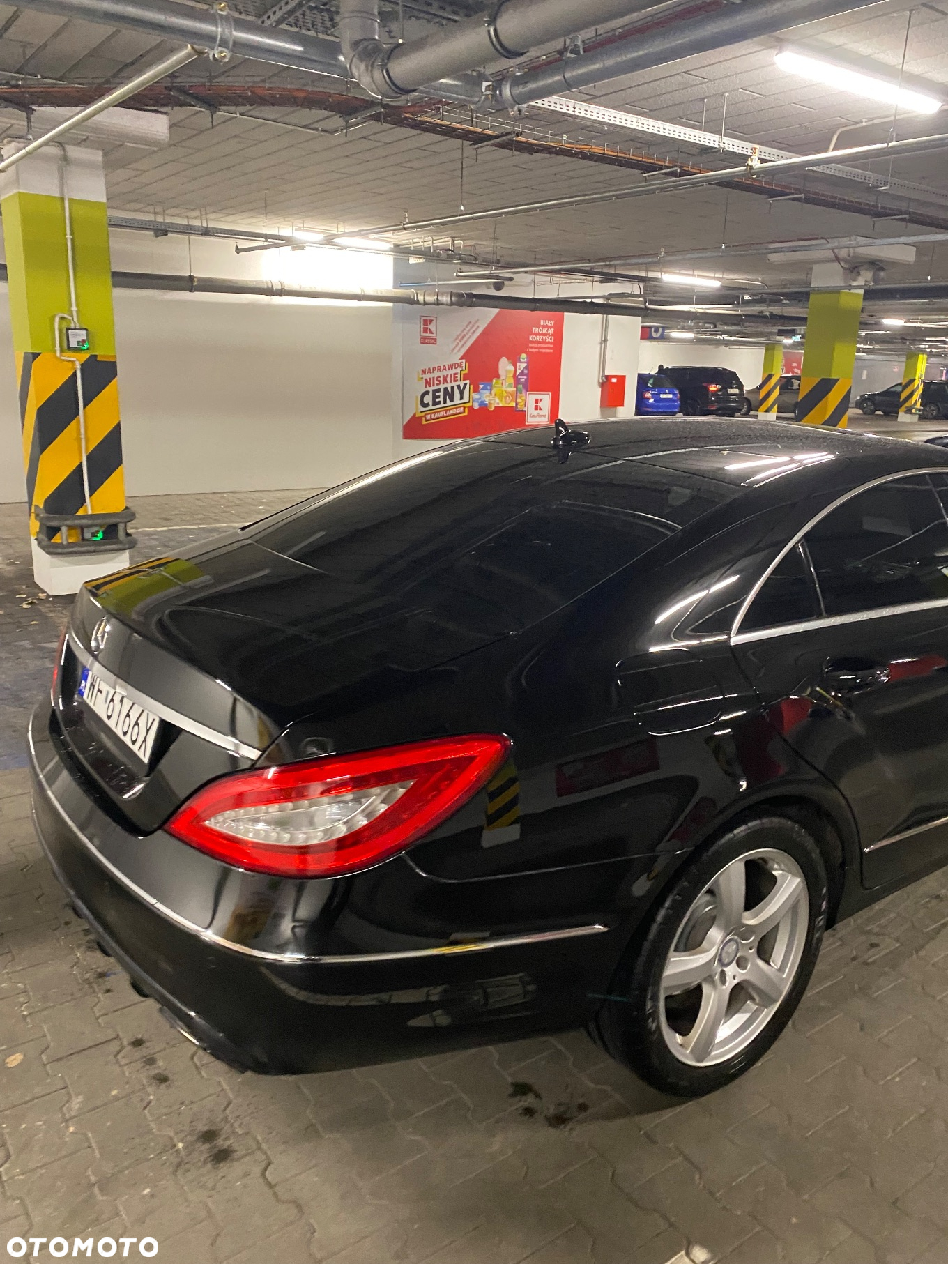 Mercedes-Benz CLS 350 BlueEffICIENCY - 9