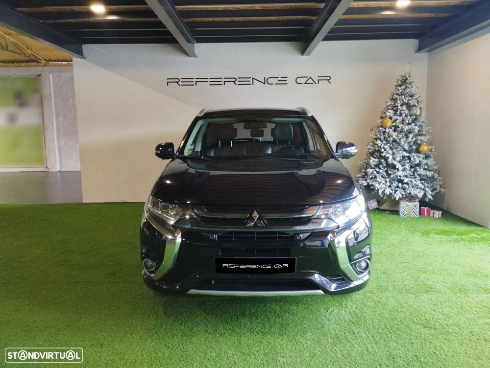 Mitsubishi Outlander - 3